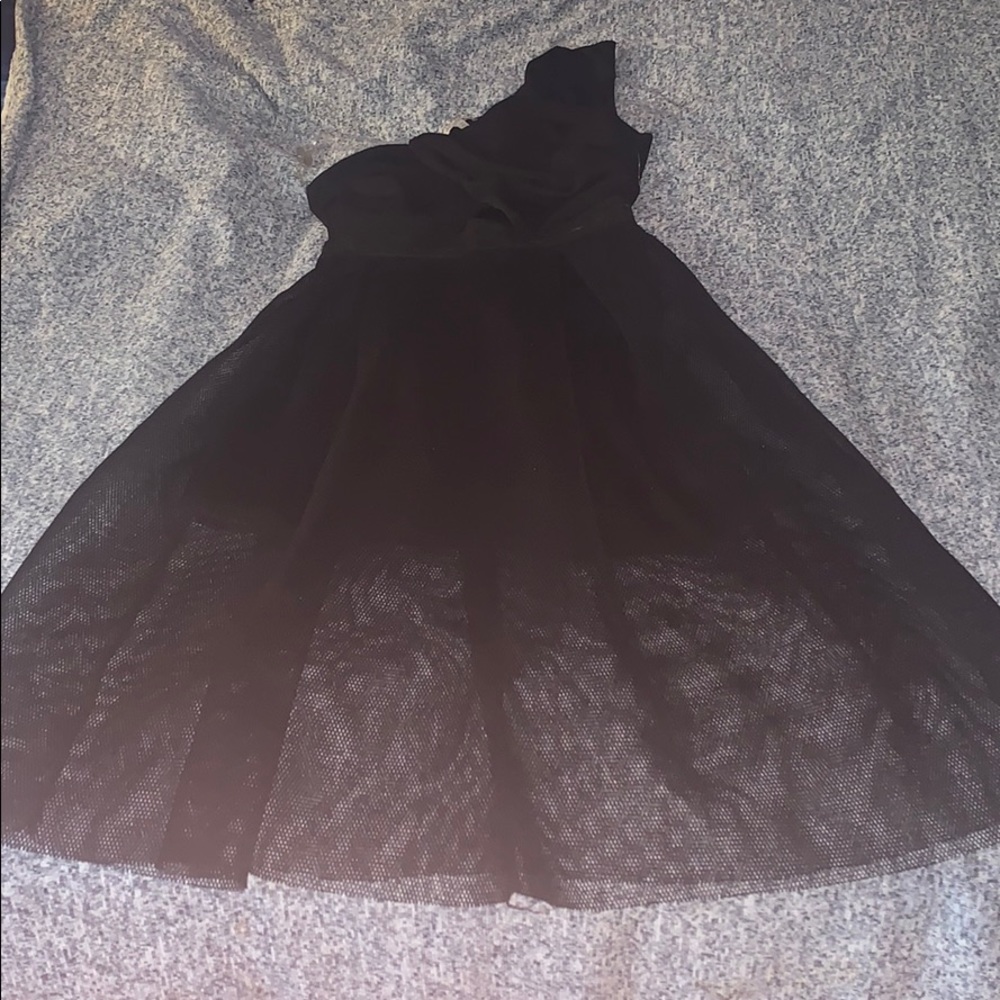 Black one shoulder midi puff mesh dress